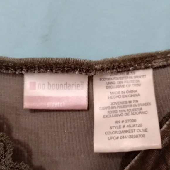 No Boundaries Olive Lace Trim Top - Picture 3 of 7